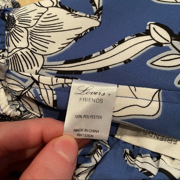 LOVERS + FRIENDS Floral Off the Shoulder Top Blue White Small - Picture 4 of 5